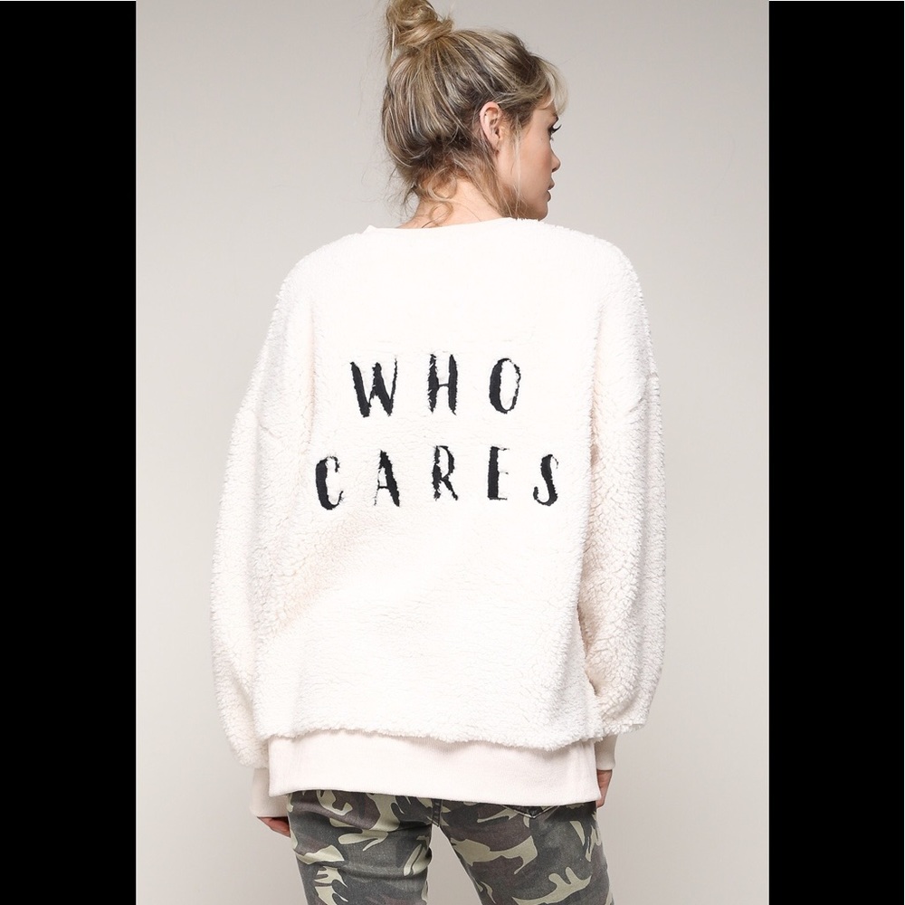 Faux fur  crewneck sweater